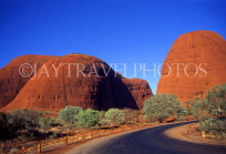 AUSTRALIA, Northern Territory, Uluru-Kata Tjuta National Park, THE OLGAS (Kata Tjuta), AUS388JPL