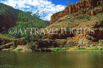 AUSTRALIA, Northern Territory, West MacDonald Nat Park, Ormiston Gorge, waterhole, AUS460JPL