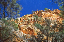 AUSTRALIA, Northern Territory, West MacDonnell Nat Park, Stanley Chasm, rock faces, AUS431JPL