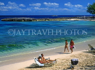 BAHAMAS, Paradise Island, beach and sunbathers, BAH358JPL