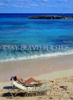 BAHAMAS, Paradise Island, beach with sunbather, BAH356JPL