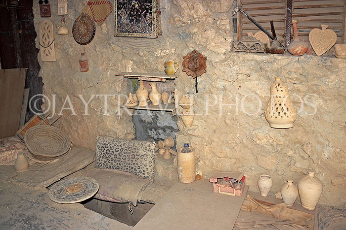 BAHRAIN, A'Ali Pottery Centre (Village), BHR514JPL