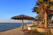 BAHRAIN, Al Jasra, seafront view from house terrace, BHR1801JPL