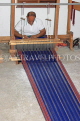 BAHRAIN, Budaiya, Al Jasrah Handicraft Centre, cloth weaving, BHR399JPL