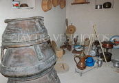 BAHRAIN, Budaiya, Al Jasrah House of Shaikh Isa, Kitchen and utensils, BHR411JPL