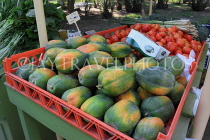 BAHRAIN, Budaiya, Farmers' Market, Papaya fruit, BHR1862JPL