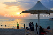 BAHRAIN, Budaiya, beach, sunset, people enjoying the seaside, BHR1436JPL
