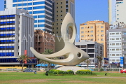 BAHRAIN, Manama, Al Fateh Corniche, Fish Monument, BHR585JPL