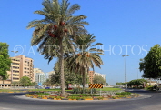 BAHRAIN, Manama, Al Fateh Corniche, and highway, BHR586JPL