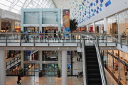 BAHRAIN, Manama, City Centre shopping mall, BHR251JPL