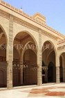BAHRAIN, Manama, Grand Mosque (Ahmed Al-Fateh Islamic Centre), courtyard, BHR304JPL