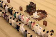 BAHRAIN, Manama, Grand Mosque (Al-Fateh Mosque), interior, people praying, BHR892JPL