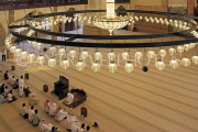 BAHRAIN, Manama, Grand Mosque (Al-Fateh Mosque), interior, people praying, BHR920JPL