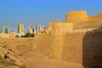 BAHRAIN, Manama, Karababad, Bahrain Fort (Qal'at al Bahrain), BHR667JPL