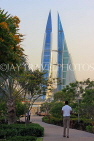 BAHRAIN, Manama, World Trade Centre towers, view from Bahrain Bay, BHR1910JPL