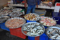 BAHRAIN, Muharraq, Hidd Fish Market, BHR2359JPL