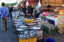 BAHRAIN, Muharraq, Hidd Fish Market, BHR2363JPL