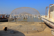 BAHRAIN, Muharraq, coastal fishing village area, fish traps, BHR2523JPL