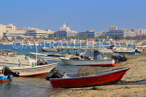 BAHRAIN, Muharraq, coastal fishing village area, fishing boats, BHR2492JPL
