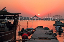 BAHRAIN, Muharraq, coastal fishing village area, fishing boats, and sunset, BHR2499JPL
