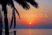 BAHRAIN, coast by Al Jasra, and sunset, BHR622JPL