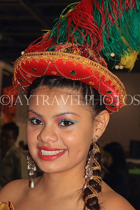 BOLIVIA, carnival dancer, BOL106JPL