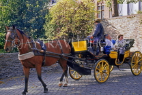 Belgium, BRUGES, sightseeing by horse drawn carriages, BEL309JPL
