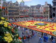 Belgium, BRUSSELS, Grand Place, Flower Carpet Festival, BRS12JPL