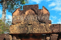 CAMBODIA, Angkor, Banteay Srei Temple, red sandstone carvings on gateways, CAM1093JPL