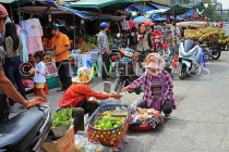 CAMBODIA, Phnom Penh, Phsar Kandal (Market), CAM1916JPL