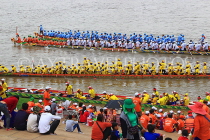 CAMBODIA, Phnom Penh, Water Festival, racing boats, Tonle Sap River, CAM1535JPL