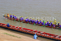 CAMBODIA, Phnom Penh, Water Festival, racing boats getting ready, Tonle Sap River, CAM1571JPL