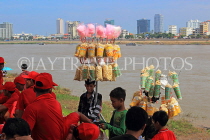 CAMBODIA, Phnom Penh, Water Festival, snacks sellers, CAM1872JPL