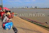 CAMBODIA, Phnom Penh, Water Festival, spectators by Tonle Sap River, CAM1619JPL