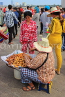 CAMBODIA, Phnom Penh, Water Festival, street food, snacks seller, CAM1885JPL