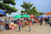CAMBODIA, Phnom Penh, Water Festival, street food stalls by the riverside, CAM1857JPL