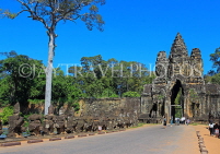 CAMBODIA, Siem Reap, Angkor Thom, South Gate, entrance to the city, CAM970JPL