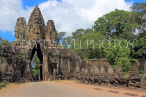 CAMBODIA, Siem Reap, Angkor Thom, South Gate, entrance to the city, CAM971JPL