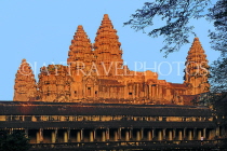 CAMBODIA, Siem Reap, Angkor Wat, and early morning view, CAM485JPL