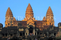 CAMBODIA, Siem Reap, Angkor Wat, and early morning view, CAM486JPL
