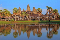 CAMBODIA, Siem Reap, Angkor Wat, and pool reflection, CAM451JPL