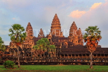 CAMBODIA, Siem Reap, Angkor Wat, and sunset view, CAM477JPL