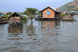 CAMBODIA, Siem Reap, Tonle Sap great Lake House Boats, CAM105JPL