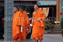 CAMBODIA, Siem Reap, Wat Preah Prom Rath, temple site monks, CAM2164JPL