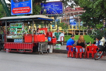 CAMBODIA, Siem Reap, street food, mobile food stalls, CAM2333JPL