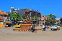 CAMBODIA, Siem Reap, town centre, street scene and roundabout, CAM2289JPL