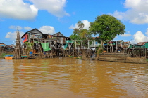 CAMBODIA, Tonle Sap Lake, Kampong Phluk Fishing Village, houses on stilts, CAM1290JPL