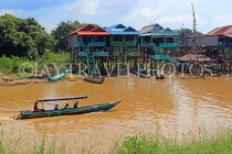 CAMBODIA, Tonle Sap Lake, Kampong Phluk Fishing Village, houses on stilts, CAM1297JPL