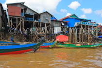 CAMBODIA, Tonle Sap Lake, Kampong Phluk Fishing Village, houses on stilts, CAM1327JPL