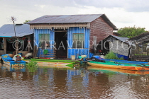 CAMBODIA, Tonle Sap Lake, Mechrey Floating Village, CAM831JPL